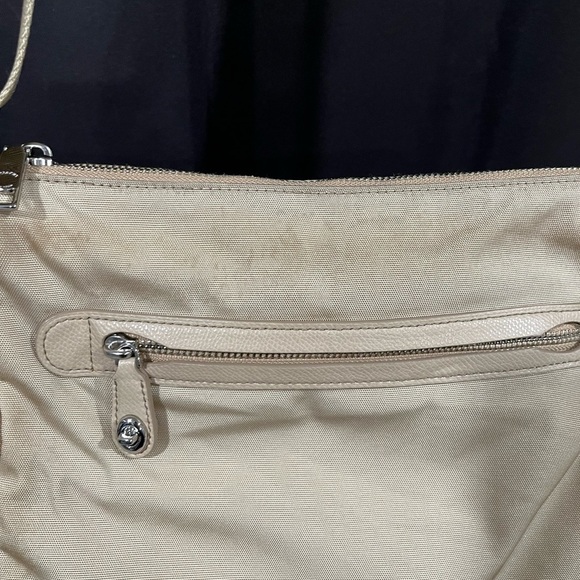 Coach Tan Shoulder Bag with Adjustable Strap - Picture 4 of 8